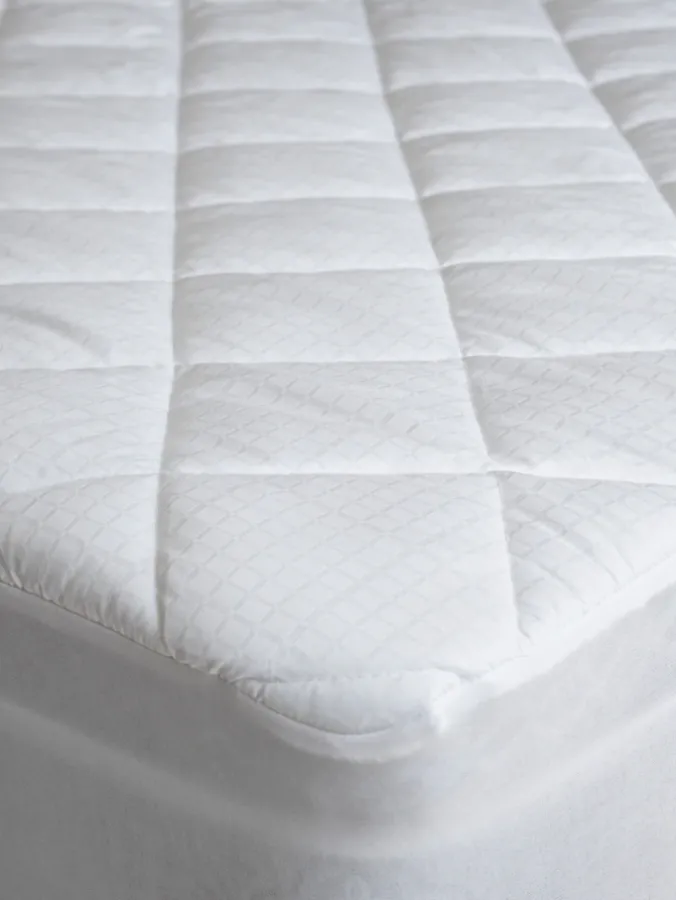 Allergen Control Protective Mattress Pad