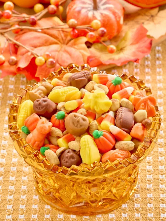 Autumn Mellocreme Peanut Mix, 1 Pound Bag