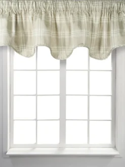Bentley Plaid Lined Rod Pocket Scalloped Valance