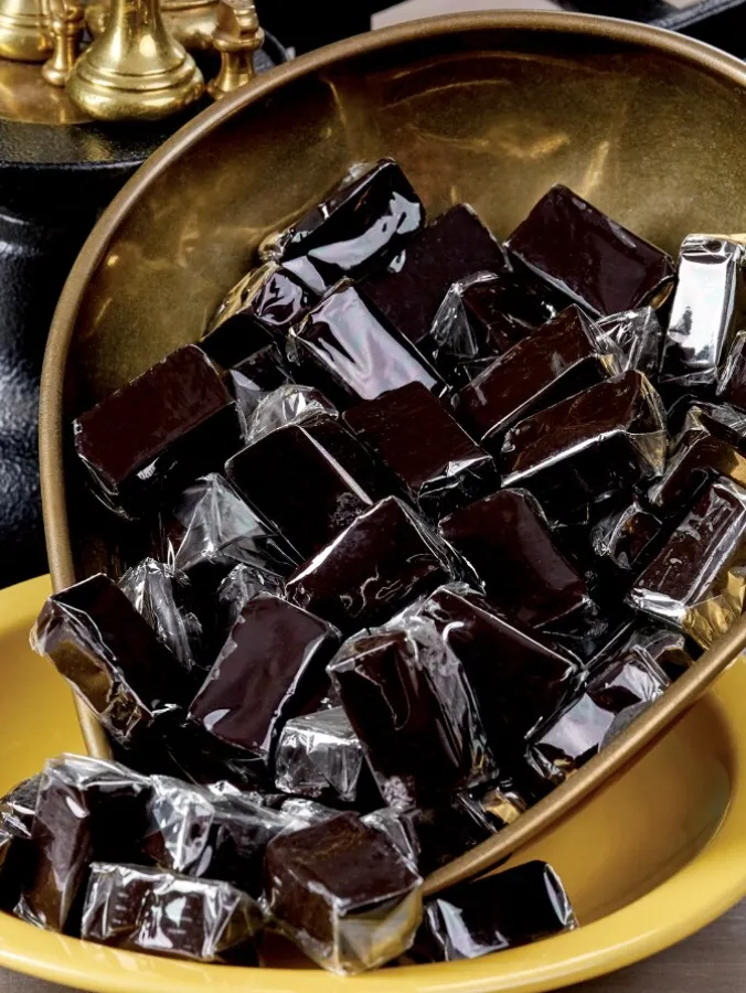 Black Licorice Caramels, 1.5 Pound Bag