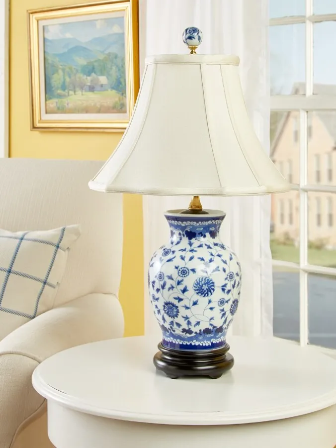 Blue and White Porcelain Vase Table Lamp