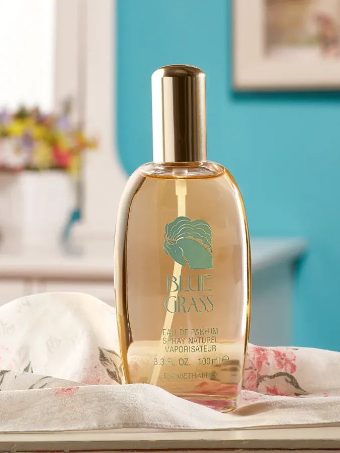 Blue Grass Eau de Parfum, 3.3 Ounces