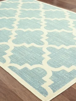 Blue Skies Medallion Indoor/Outdoor Area Rug