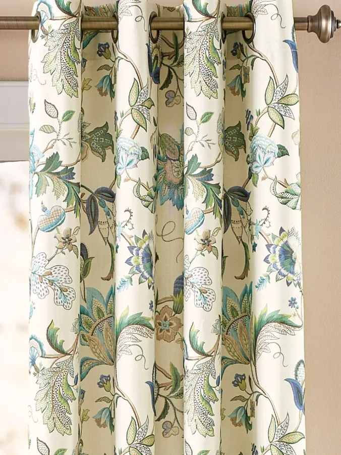 Chateau de Fleur Grommet Top Panel