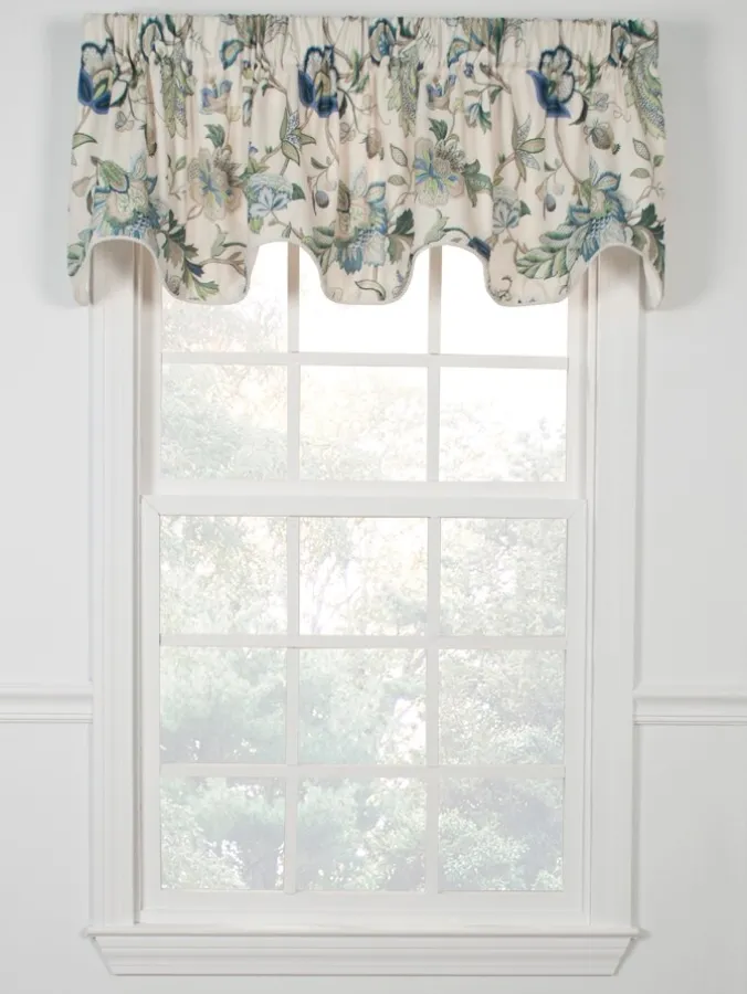 Chateau de Fleur Rod Pocket Scalloped Valance