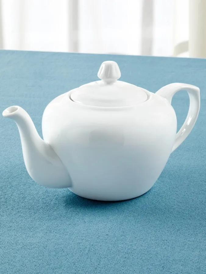 Classic White 32 Ounce Ceramic Teapot