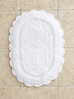 Comfort Step Bath Rug With Crocheted Border