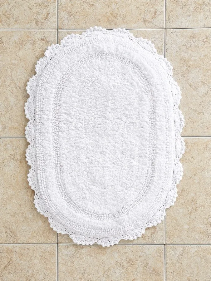 Comfort Step Bath Rug With Crocheted Border