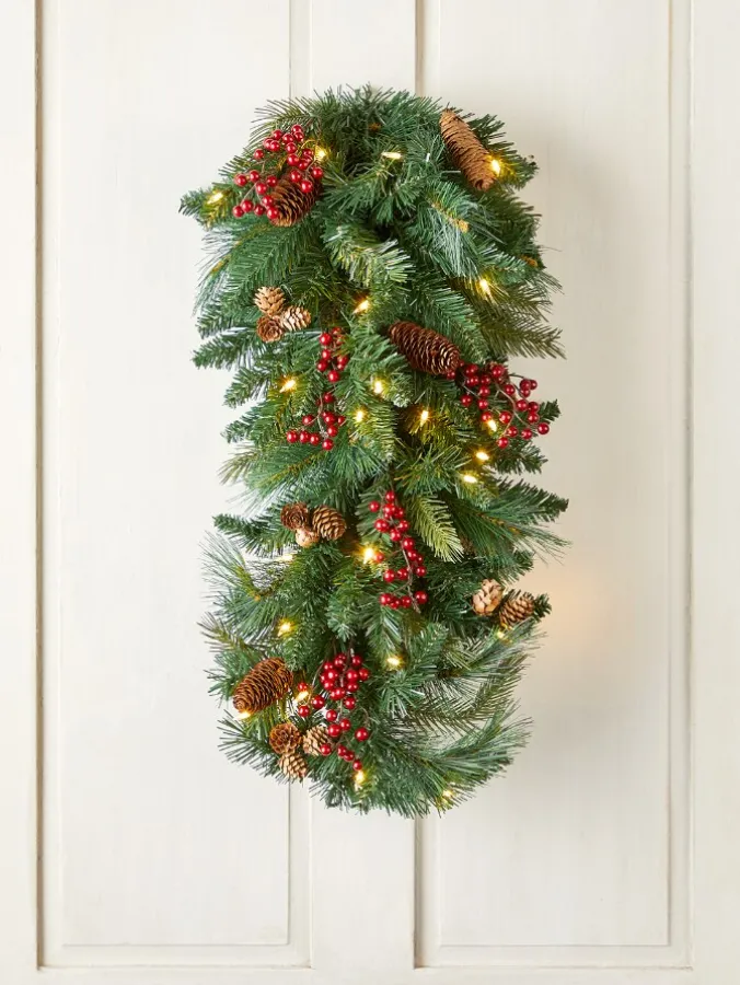 Cordless Pre-Lit Dual-Color LED Artificial Pine And Holly Berry Swag