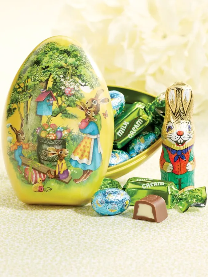 Easter Egg Tin With German Chocolates
