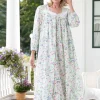 Eileen West Red Clover Cotton Lawn Robe