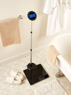 Extra-Wide Scale With Telescoping Display
