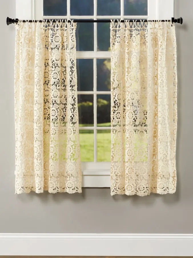 Floral Medallions Macrame Tier Panel