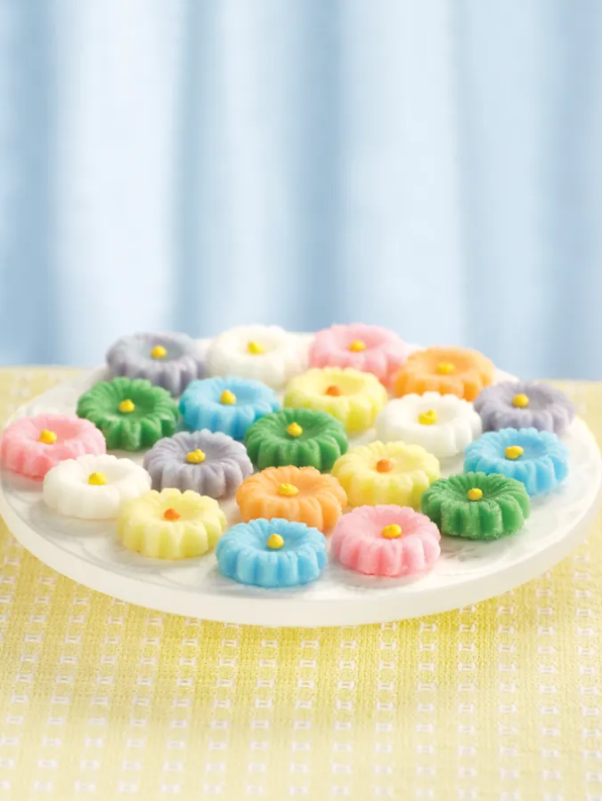 French Creme Candy Daisies