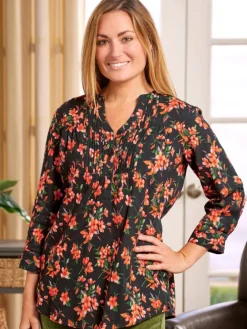 Fresh Floral Cotton Pintuck Tunic Top