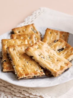 Garibaldi Currant Biscuits, 12 Packages