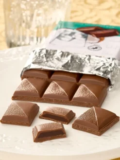 German Creme-Filled Liquor Chocolate Bar