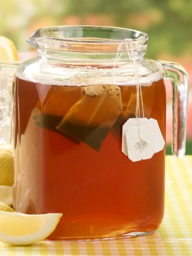 Glass Sun Tea Pitcher With Locking Lid