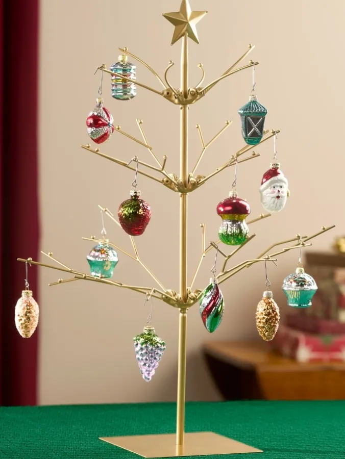 Gold-Tone Metal Tabletop Christmas Tree