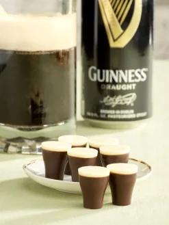 Guinness Dark and White Chocolate Mini Pints, 14 Pints