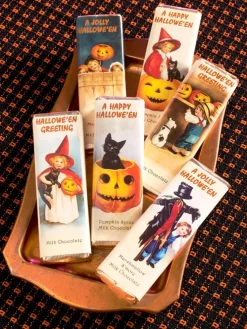 Halloween Milk Chocolate Bar Assortment, 6 Bars