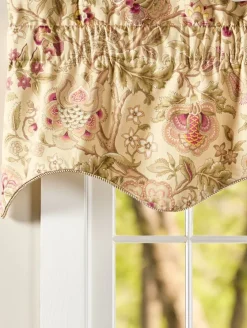 Hatfield Floral Lined Scalloped Valance by Country Curtains®