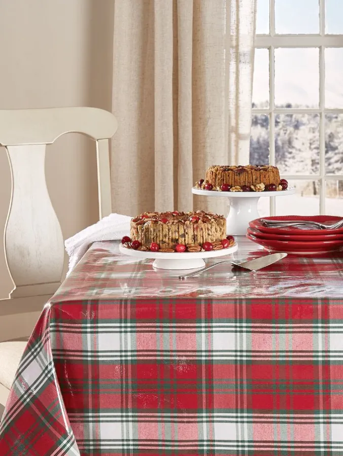 Heavy-Duty Print Christmas Oilcloth Tablecloth