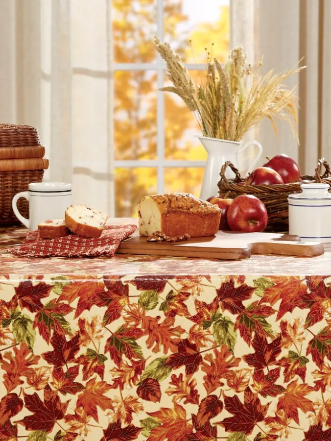 Heavy-Duty Printed Oilcloth Tablecloth in Foliage