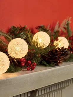 Ice-Glo White Snowball Christmas Light String, 7 Lights