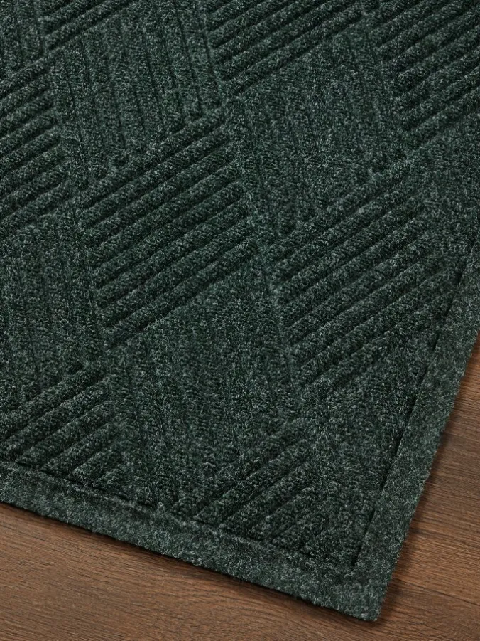 Indoor/Outdoor WaterHog Mat or Stair Treads, Diamond