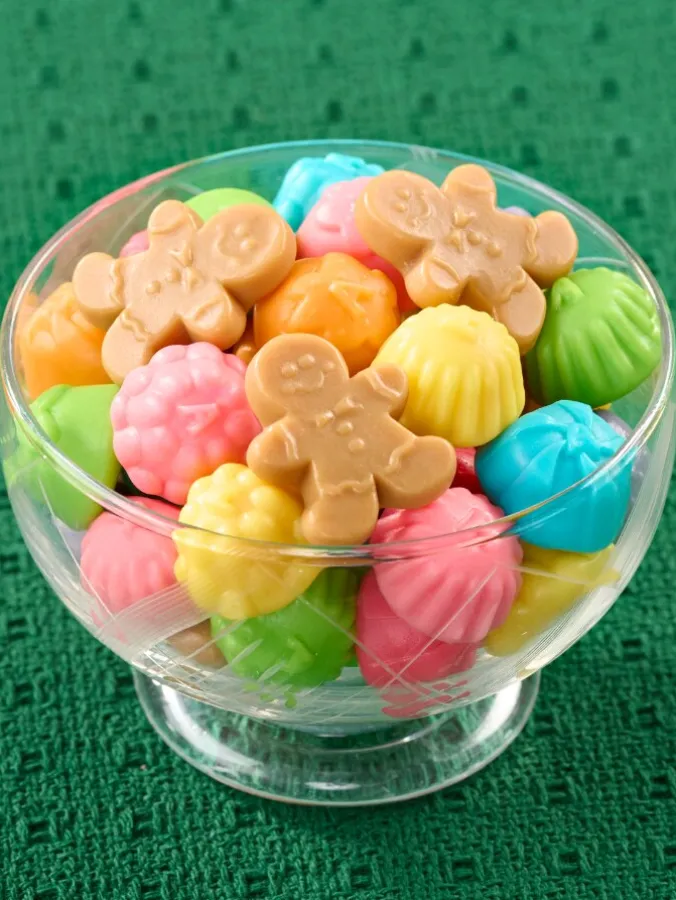 Jolly Gingerbread Man Christmas Gumdrop Gummies, 1.5 Pound Bag