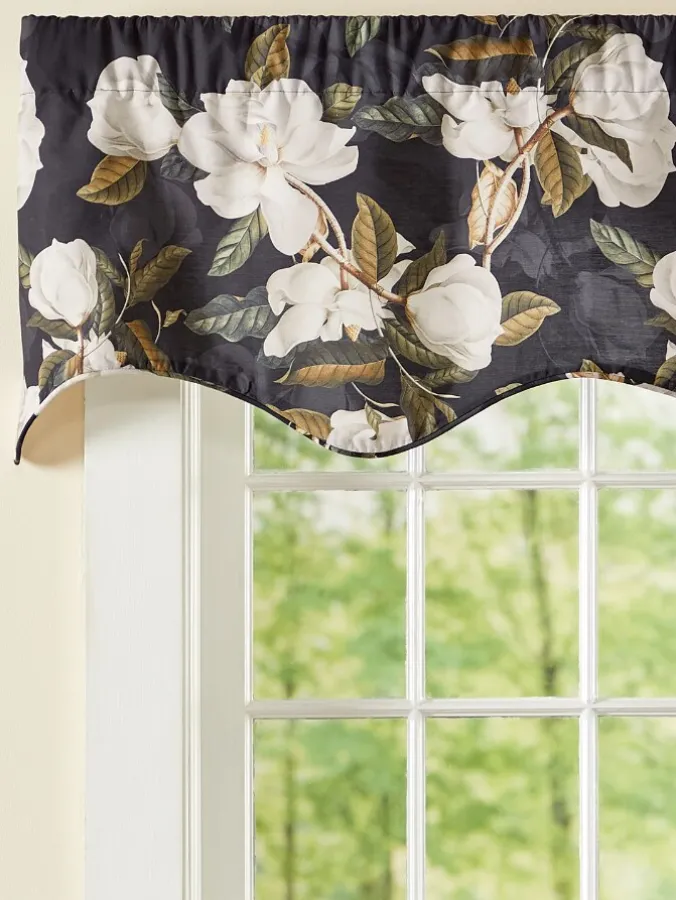Magnolias in Bloom Lined Rod Pocket Scalloped Valance