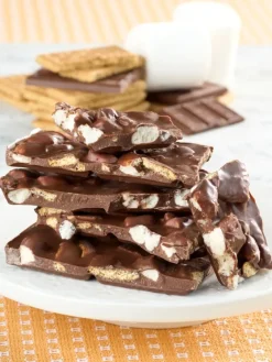 Marshmallow, Graham Cracker, and Milk Chocolate Bonfire Bark, 12 Ounce Box