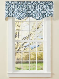 Medallion Medley Rod Pocket Scalloped Curtain Valance