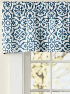 Medallion Medley Rod Pocket Tailored Curtain Valance