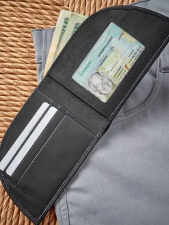 Men's Front-Pocket Leather Wallet