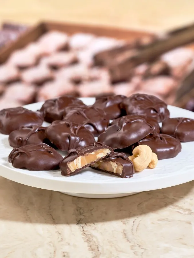 Milk or Dark Chocolate Cashew Caramel Patties, 12 oz. Bag