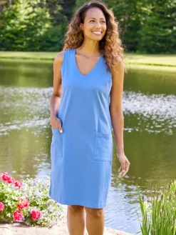 M.MAC Solid Knee-Length Sleeveless Dress With Pockets