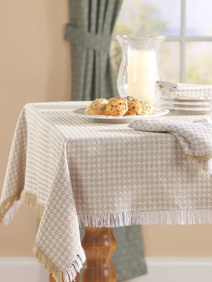 Mountain Weavers Dorset Weave Cotton Tablecloth