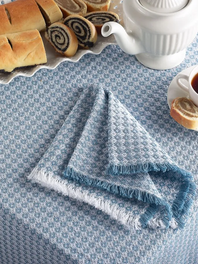Mountain Weavers Dorset Weave Cotton Tablecloth