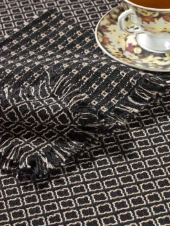 Mountain Weavers Original Mountain Weave Extended-Size Oblong Cotton Tablecloth