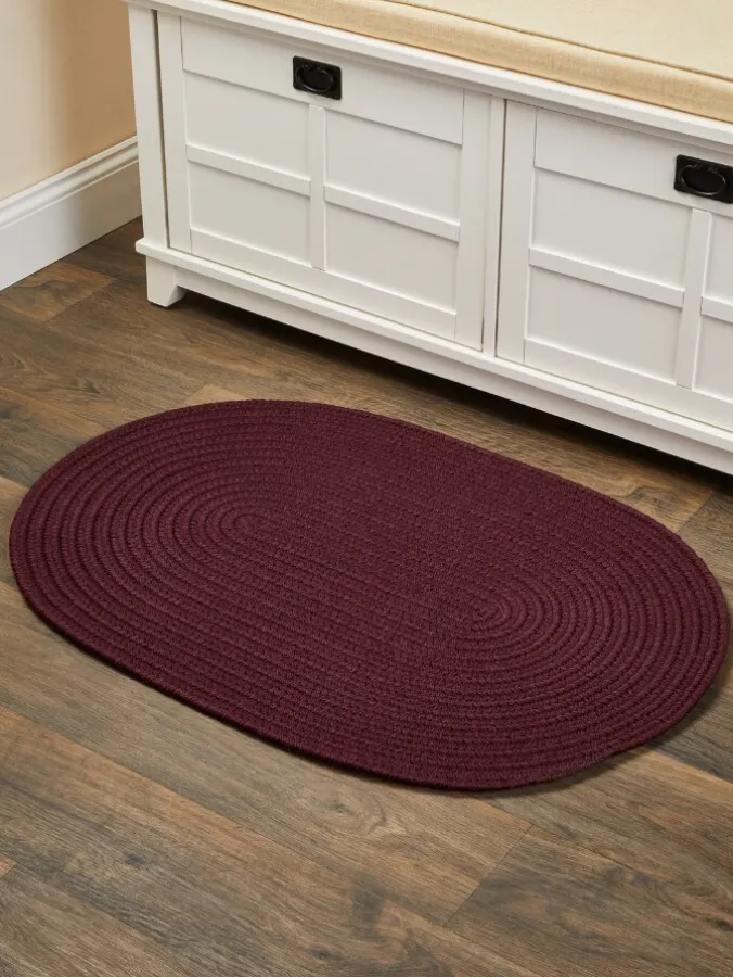 Mount Mansfield Indoor/Outdoor Solid Braided Oval Rug
