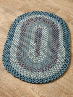 Mount Mansfield Indoor/Outdoor Multicolor Braided Oval Rug