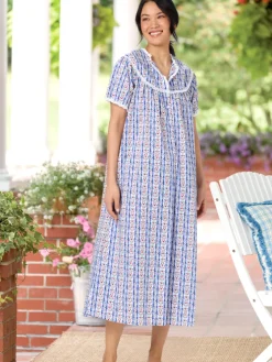 Original Lanz Tyrolean Cotton Lawn Nightgown