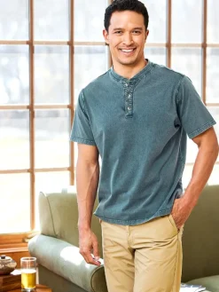Orton Brothers Short-Sleeve Indigo Henley