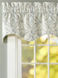 Paisley Elegance Lined Rod Pocket Scalloped Valance