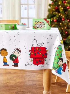 Peanuts Christmas Joy Matte-Finish Oilcloth Tablecloth