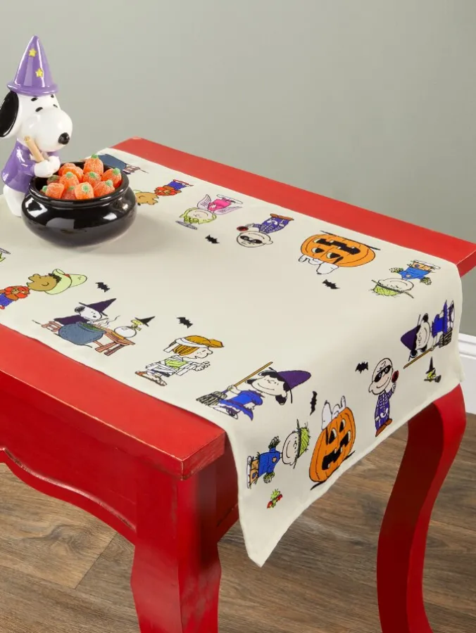 Peanuts Halloween Matte-Finish Oilcloth Table Runner
