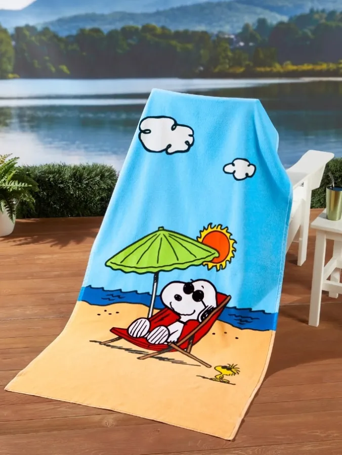Peanuts Snoopy's Beach Day Portuguese Cotton Beach Towel, In 2 Sizes