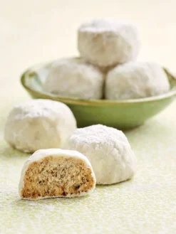 Pecan Butter Cookie Rounds